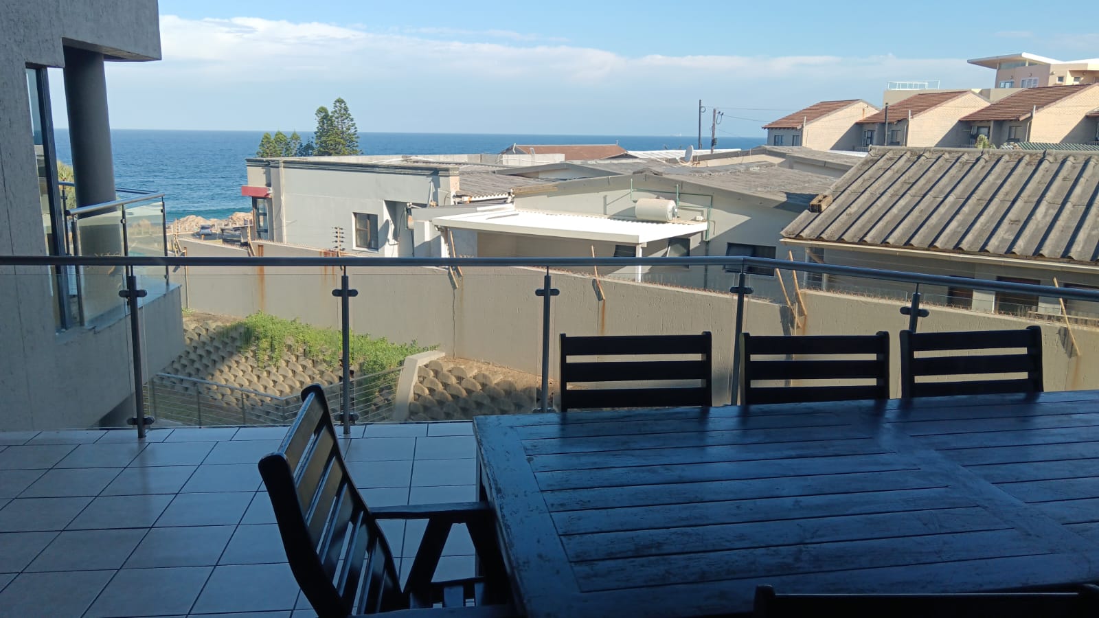 3 Bedroom, 2 Bathroom, open plan, Margate sea view For Sale