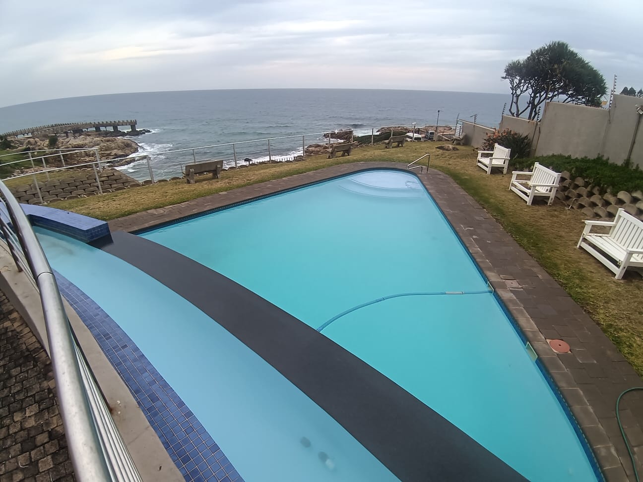 3 Bedroom, 2 Bathroom, open plan, Margate sea view For Sale