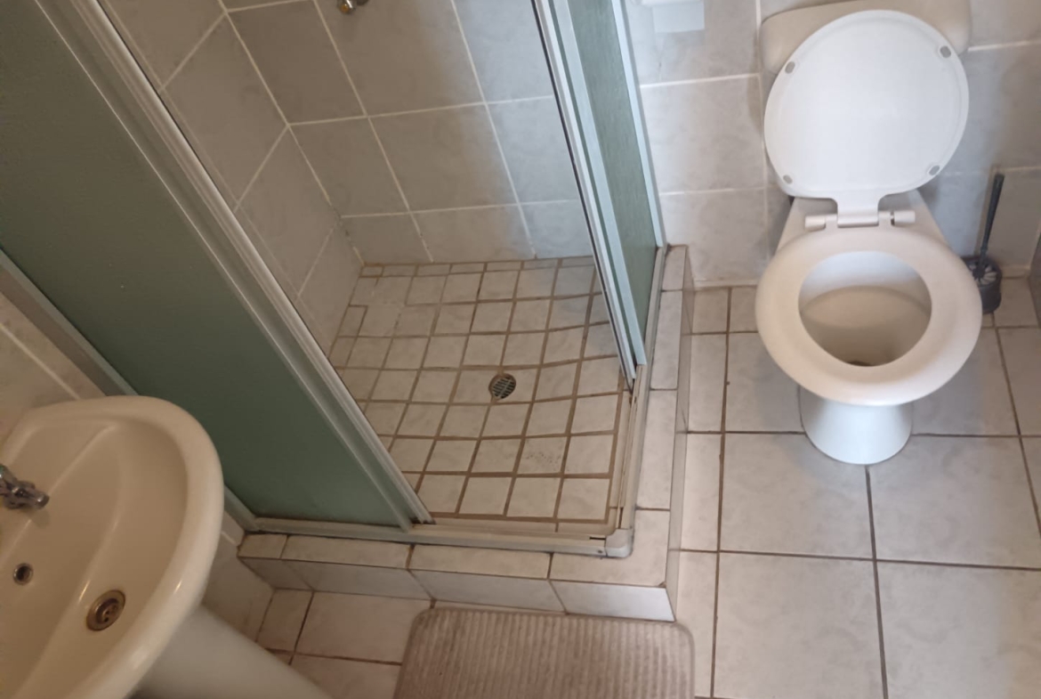 2 Bedroom, 2 Bathroom, open plan, Margate sea view for Sale
