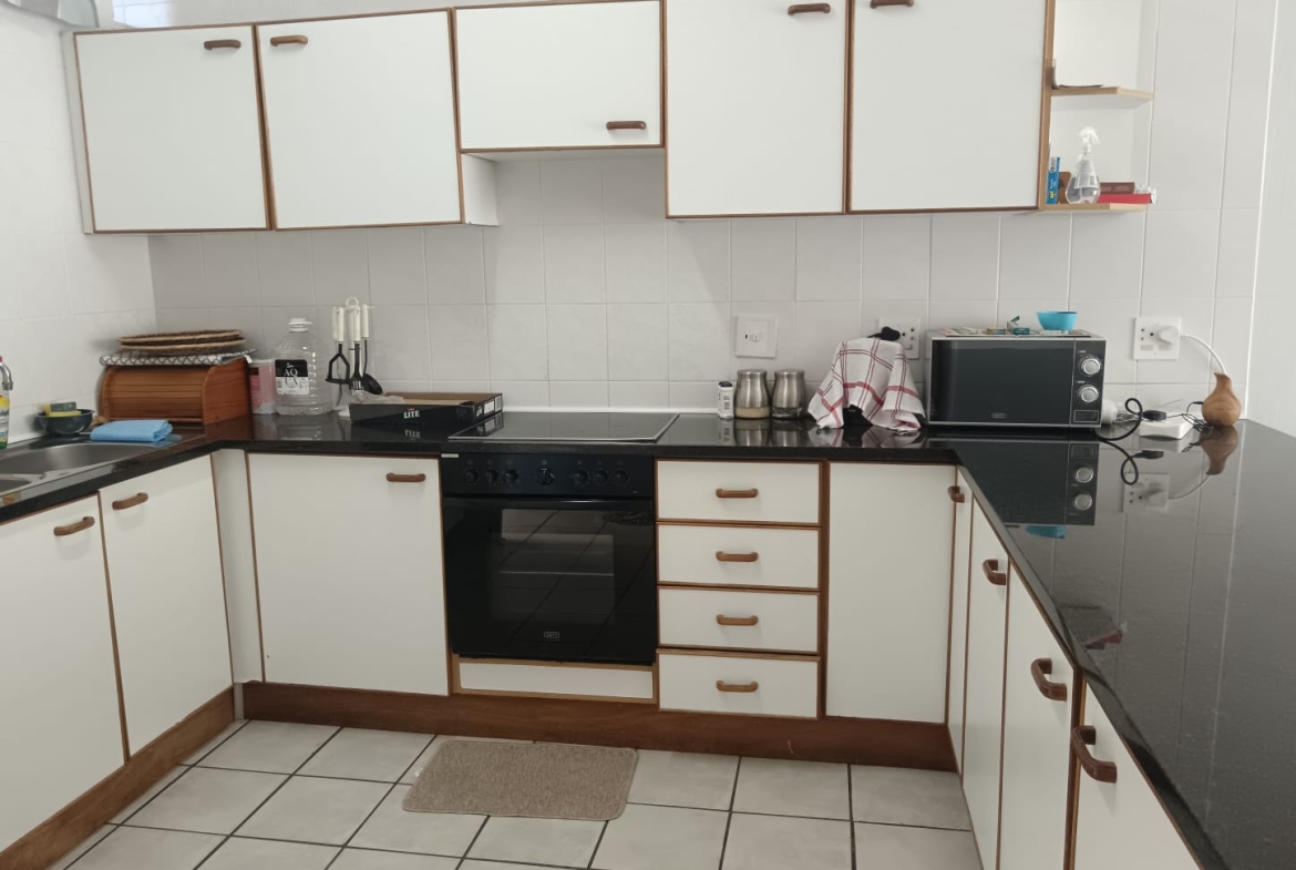 2 Bedroom, 2 Bathroom, open plan, Margate sea view for Sale