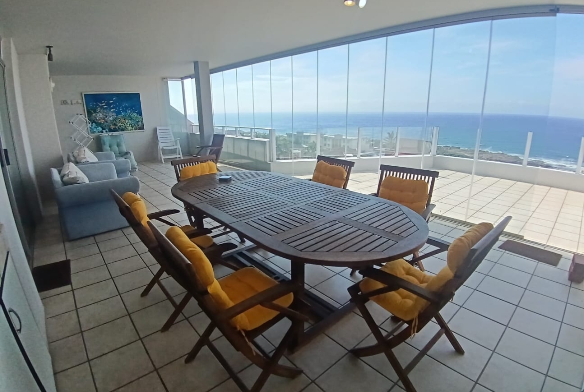 3 Bed, 2 Bathroom, open plan, Manaba sea view for Sale