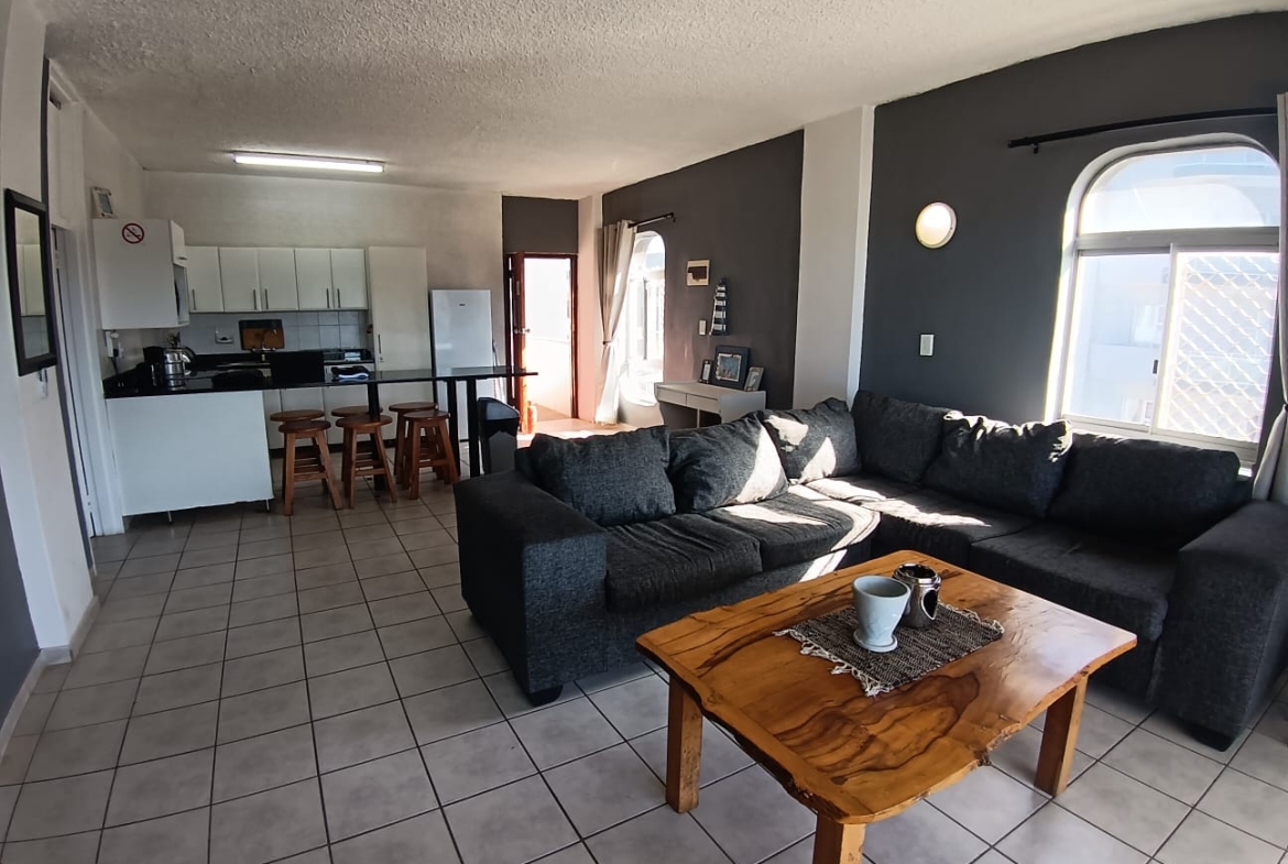 2 Bedroom, 2 Bathroom, open plan, Margate sea view for Sale