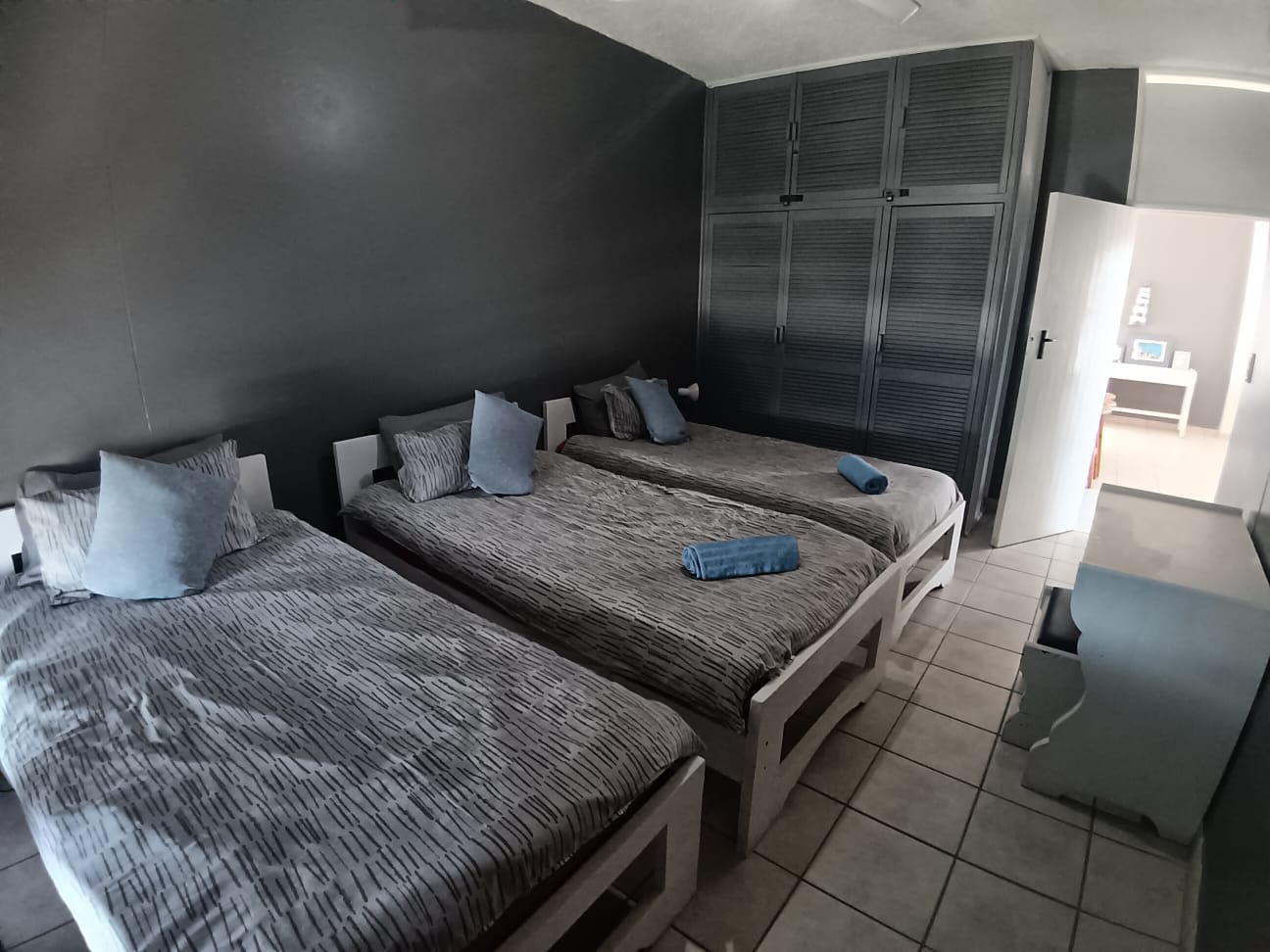 2 Bedroom, 2 Bathroom, open plan, Margate sea view for Sale