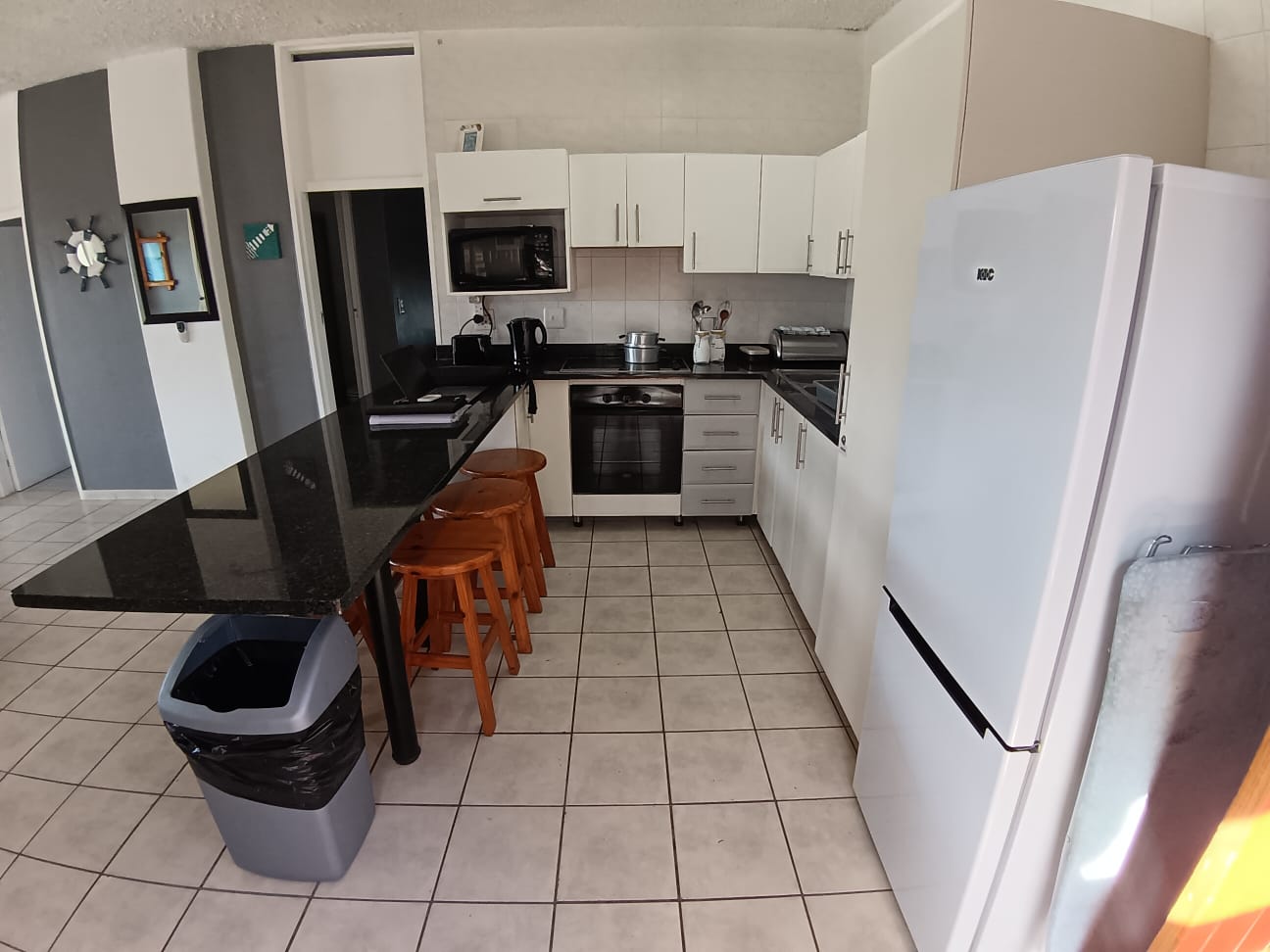 2 Bedroom, 2 Bathroom, open plan, Margate sea view for Sale