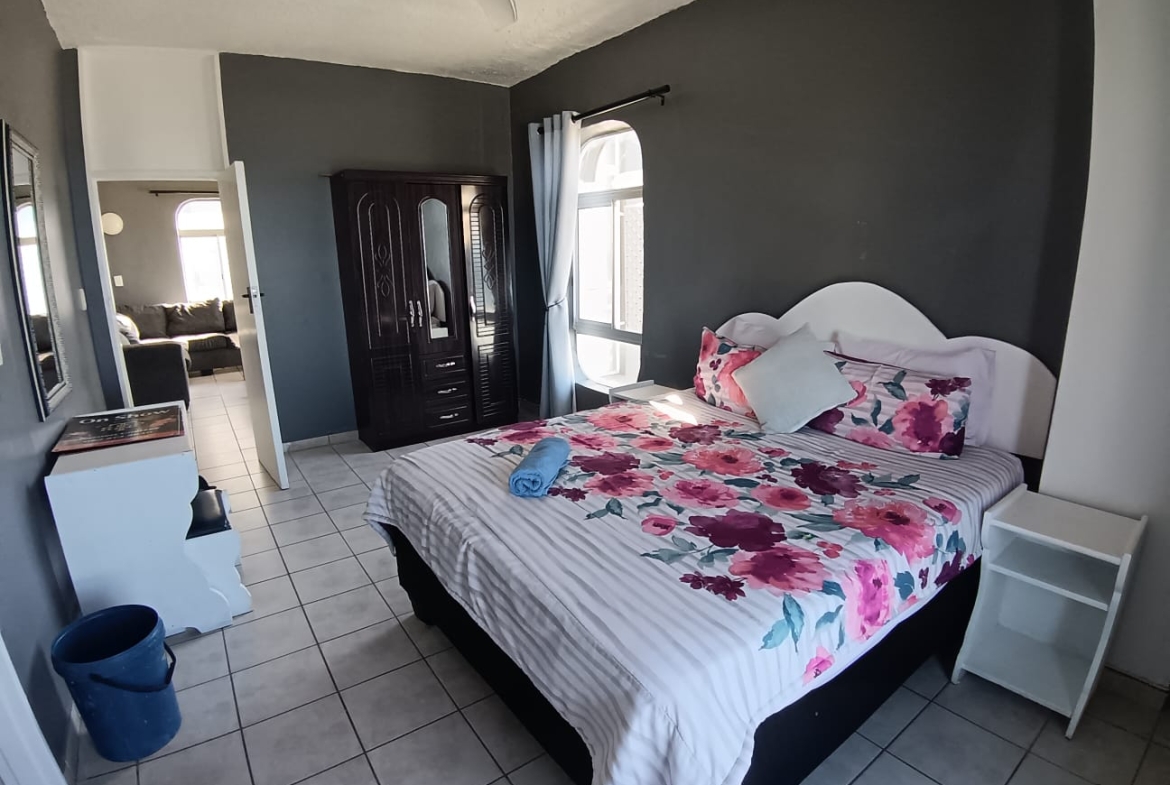 2 Bedroom, 2 Bathroom, open plan, Margate sea view for Sale