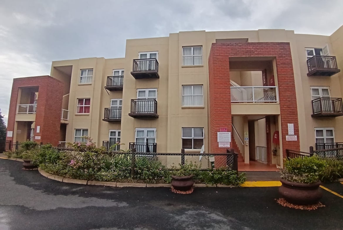 3 Bedroom, 2 Bathroom, open plan, Margate Sea View For Sale
