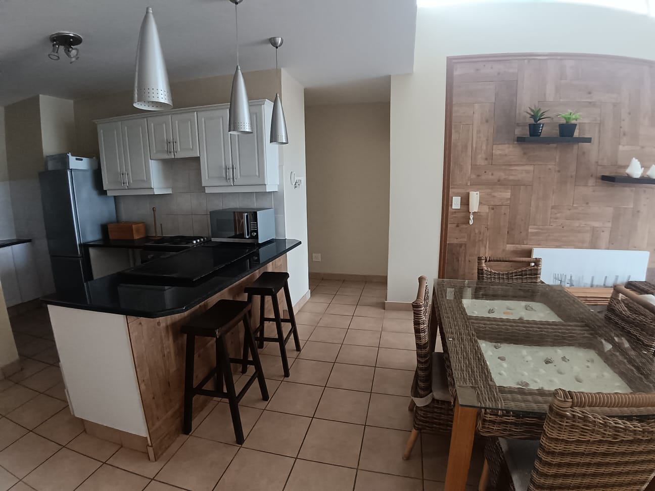 3 Bedroom, 2 Bathroom, open plan, Margate Sea View For Sale