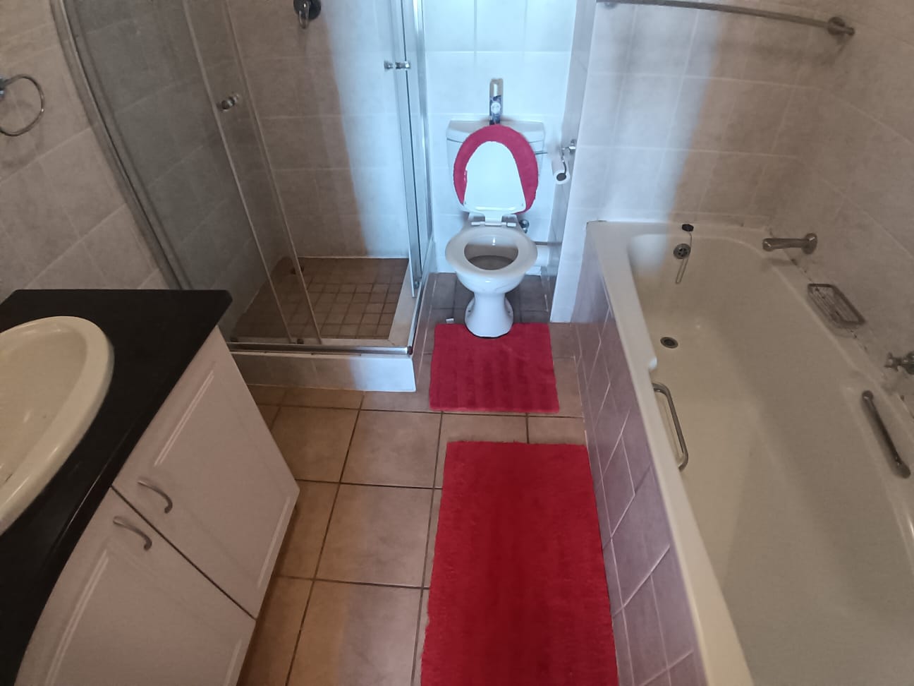 3 Bedroom, 2 Bathroom, open plan, ground floor, Margate view For Sale