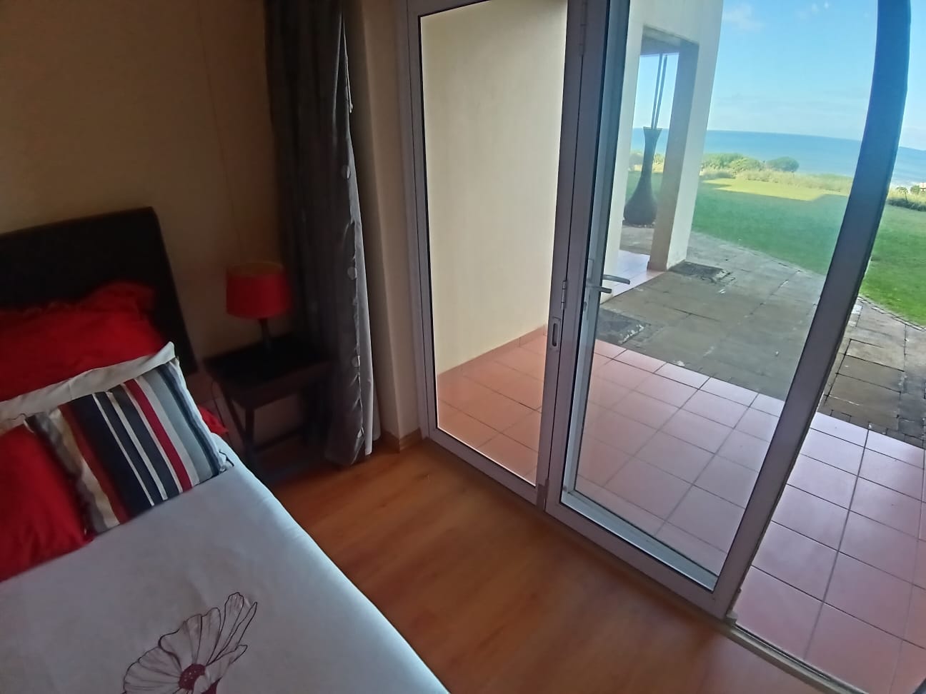 3 Bedroom, 2 Bathroom, open plan, ground floor, Margate view For Sale