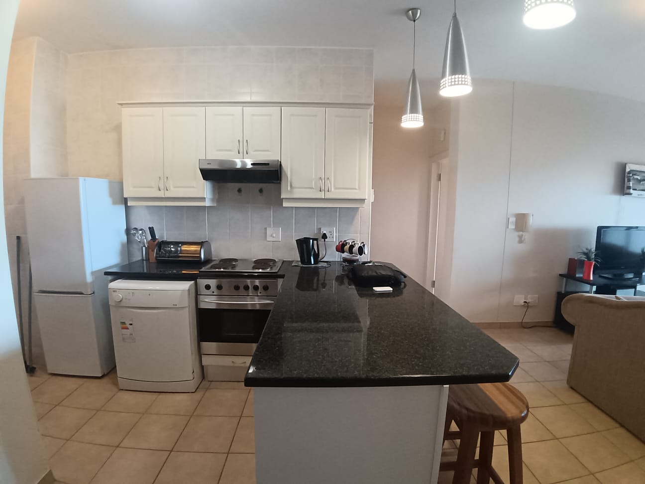 3 Bedroom, 2 Bathroom, open plan, ground floor, Margate view For Sale