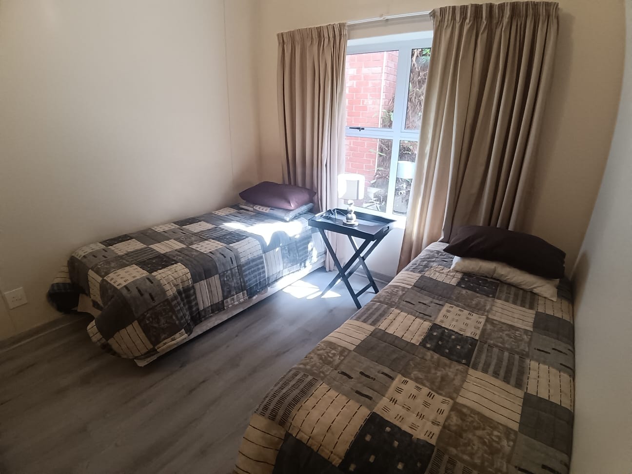 3 Bedroom, 2 Bathroom, open plan, ground floor, Margate view For Sale