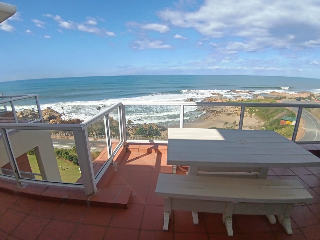 3 Bedroom, 2 Bathroom, open plan, Margate Sea View For Sale