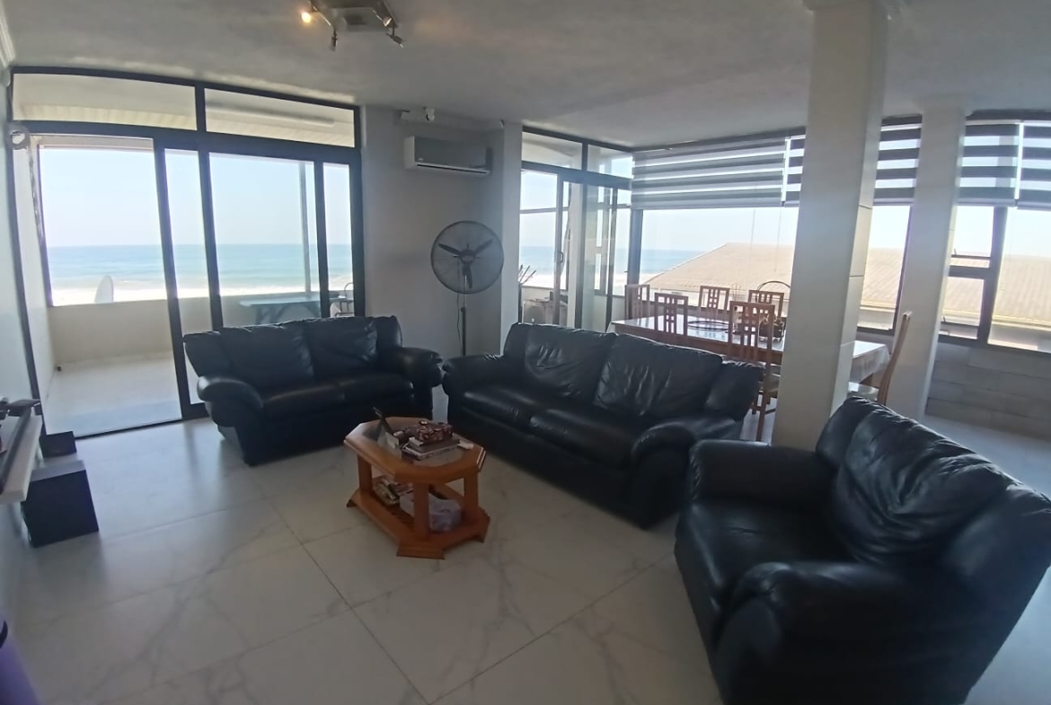 3 Bedroom, 2 Bathroom, Manaba Sea View For Sale