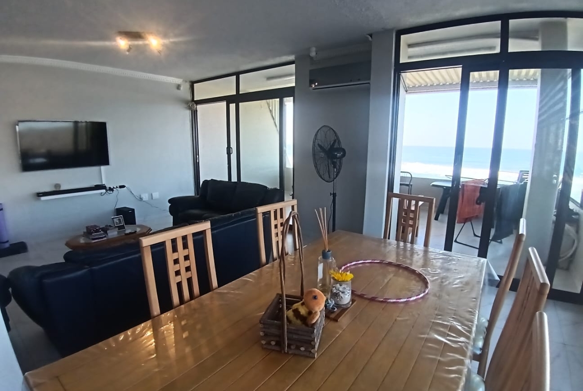 3 Bedroom, 2 Bathroom, Manaba Sea View For Sale