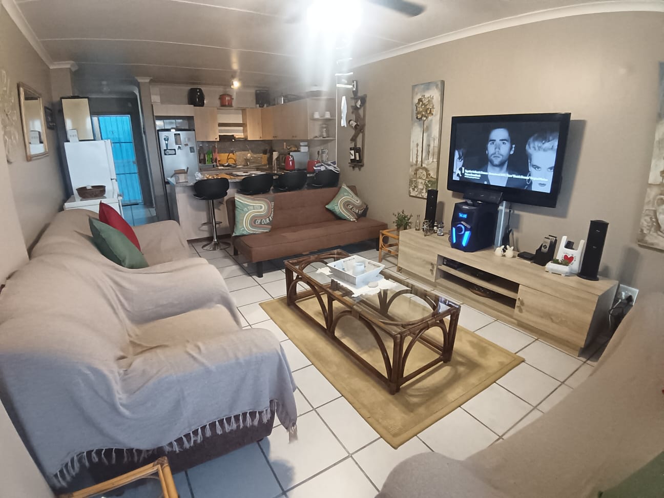 15365418 2 Bedroom, 1 Bathroom, Uvongo Sea view For Sale