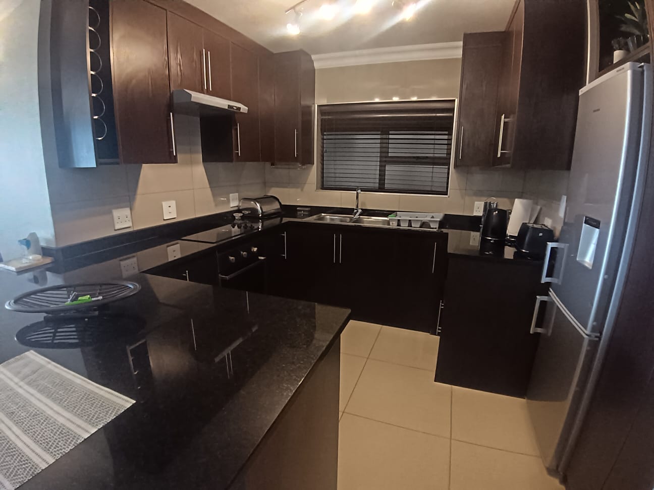 15369641 3 Bedroom, 2 Bathroom, Open plan, Uvongo sea view for Sale