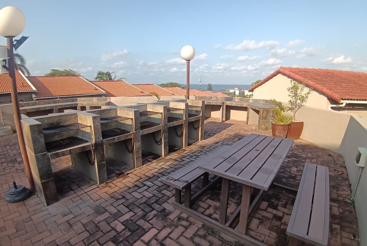 3 Bedroom, 2 Bathroom, Open plan, Uvongo sea view for Sale