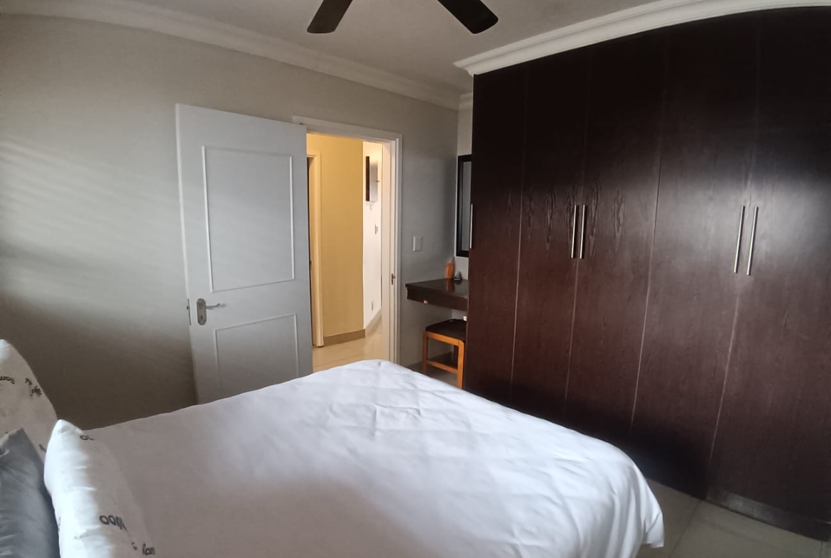 3 Bedroom, 2 Bathroom, Open plan, Uvongo sea view for Sale