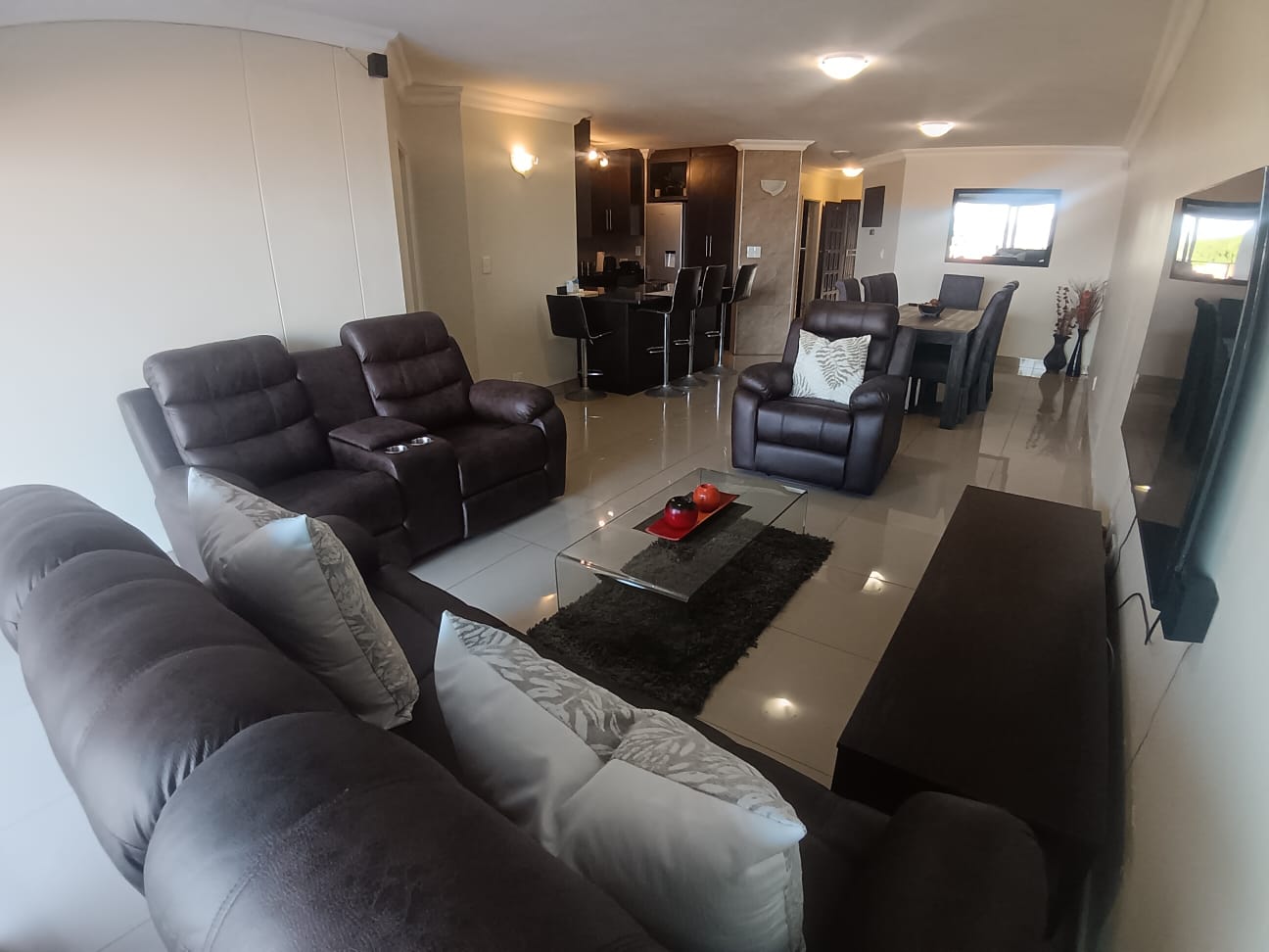 15369655 3 Bedroom, 2 Bathroom, Open plan, Uvongo sea view for Sale