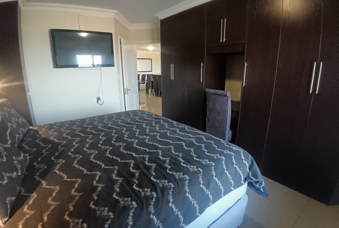 3 Bedroom, 2 Bathroom, Open plan, Uvongo sea view for Sale