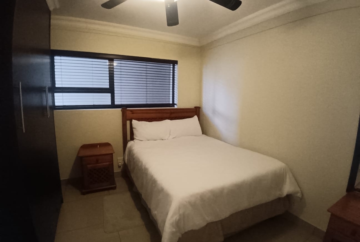 3 Bedroom, 2 Bathroom, Open plan, Uvongo sea view for Sale