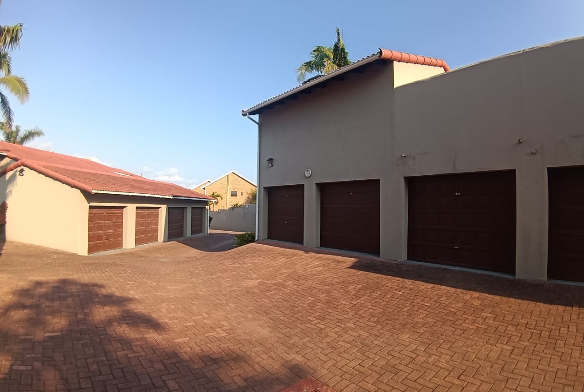 3 Bedroom, 2 Bathroom, Open plan, Uvongo sea view for Sale
