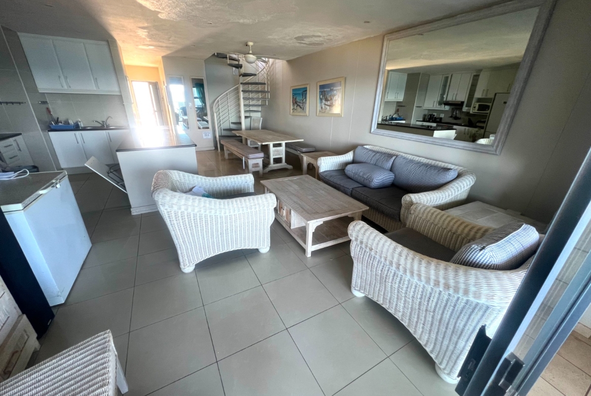 Spacious, Bright and Open 4 Bedroom Apartment For Sale