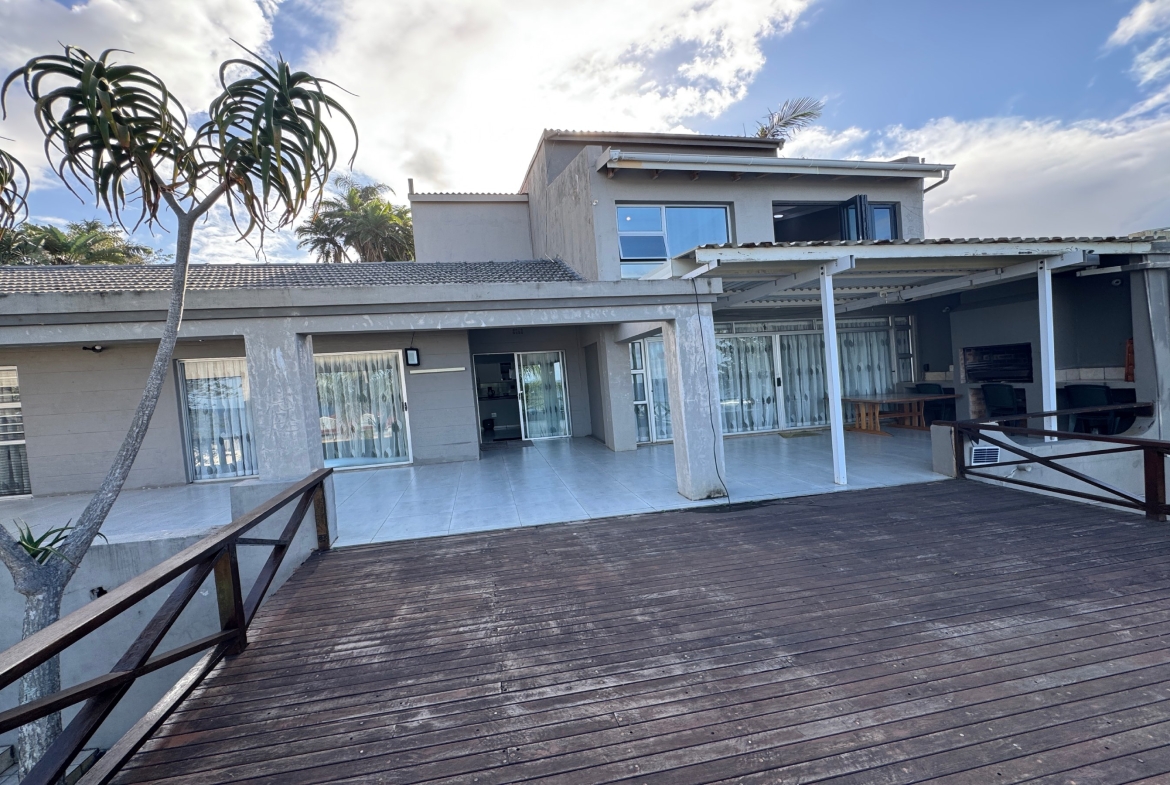Grand-Scale Coastal Living with Panoramic Ocean Views – Luxury Home & Holiday Investment in Margate