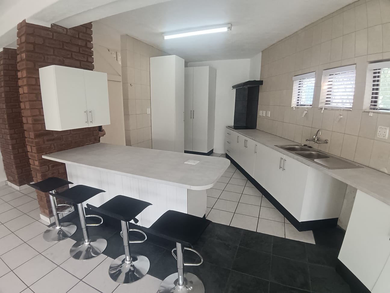 2a109cb3-7d95-4cf6-ae87-0a0dfdb76353 3 Bedroom, 3 Bathroom, open plan, Manaba sea view for Sale