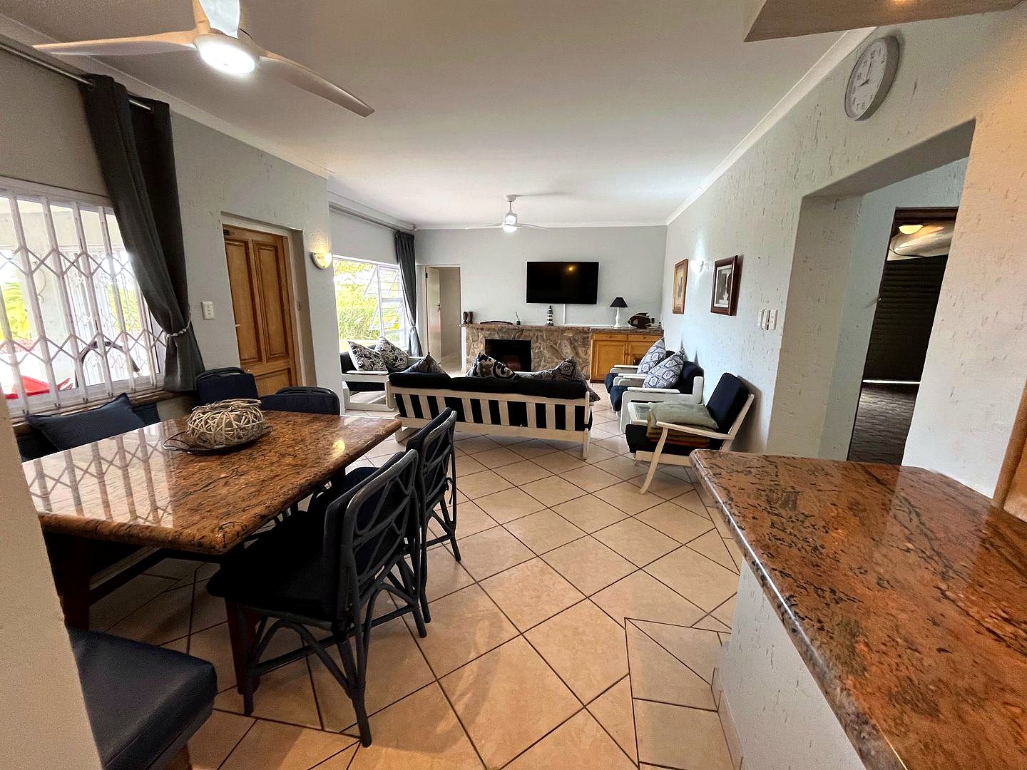 342544154 Seaside Elegance: Discover Your Dream Coastal Retreat with Breathtaking Views