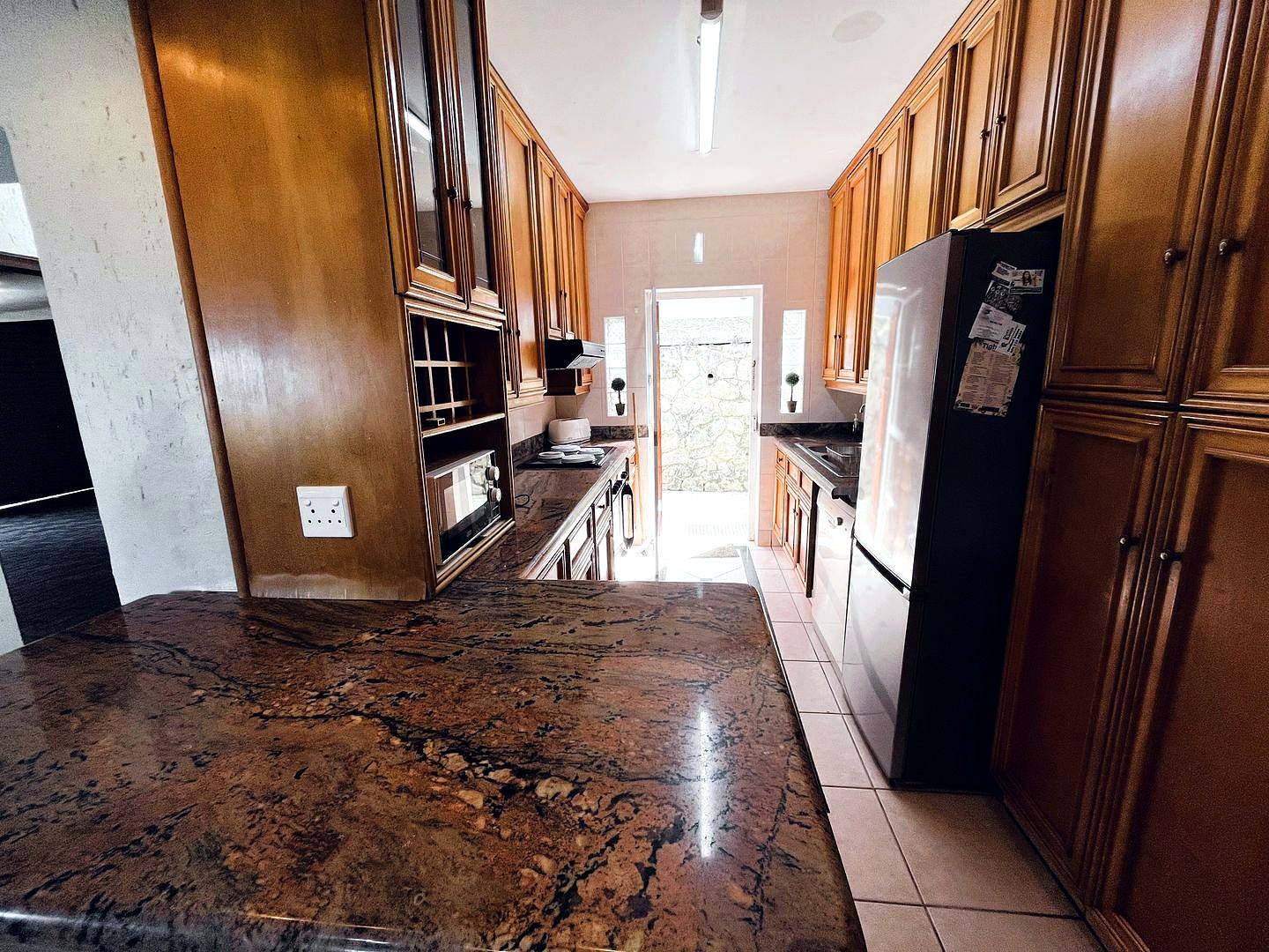 342544155 Seaside Elegance: Discover Your Dream Coastal Retreat with Breathtaking Views