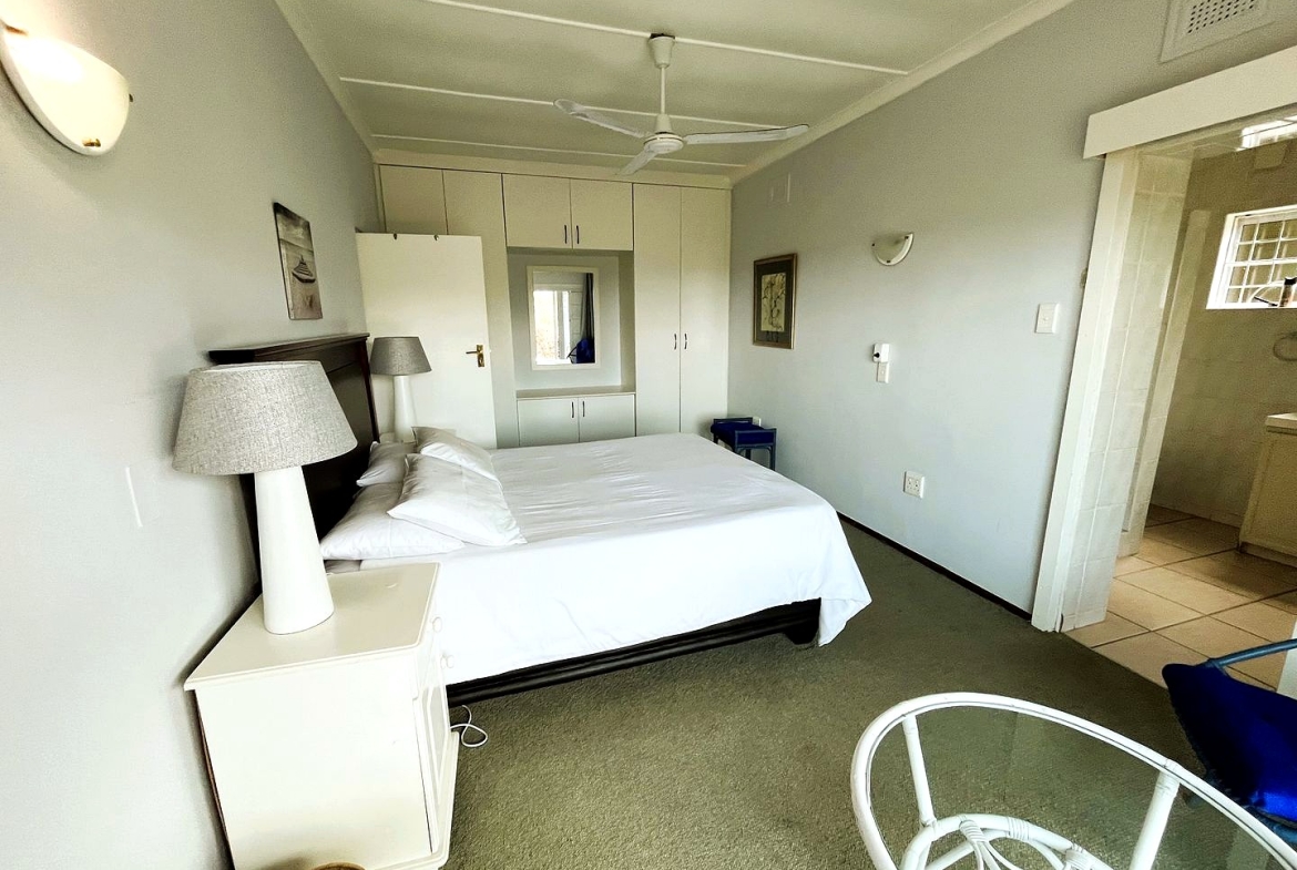 Seaside Elegance: Discover Your Dream Coastal Retreat with Breathtaking Views