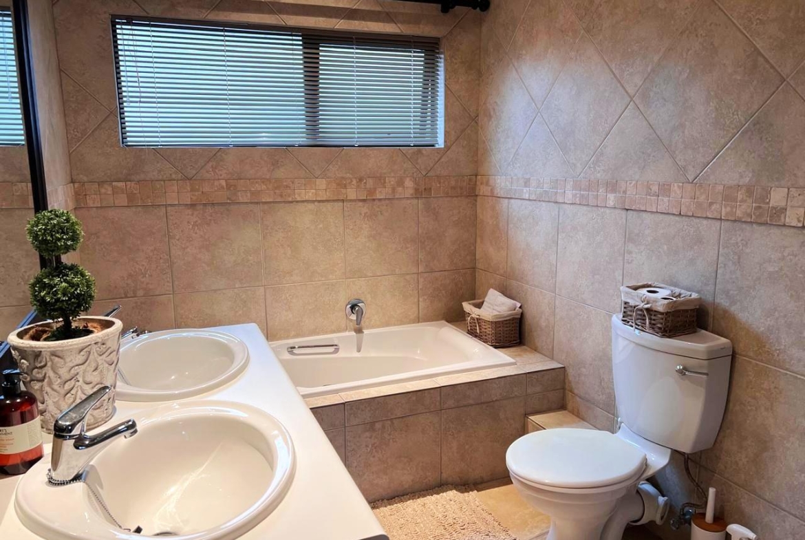 3 Bedroom Apartment / Flat for Sale in Ramsgate