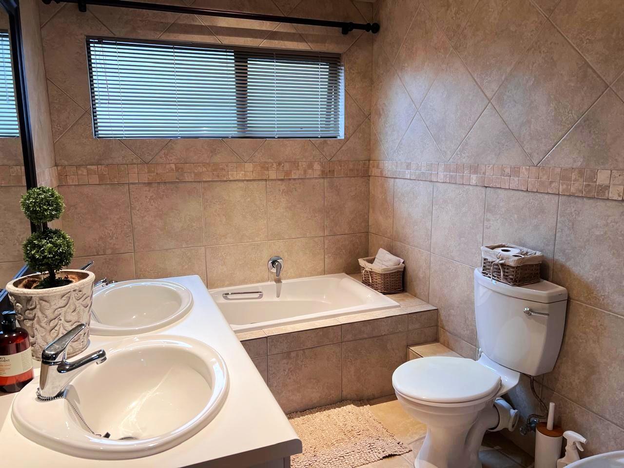 3 Bedroom Apartment / Flat for Sale in Ramsgate