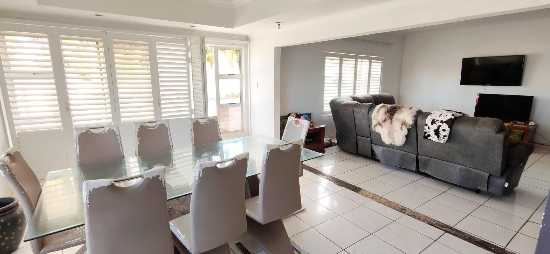385485109 3 Bedroom Townhouse for Sale in Margate