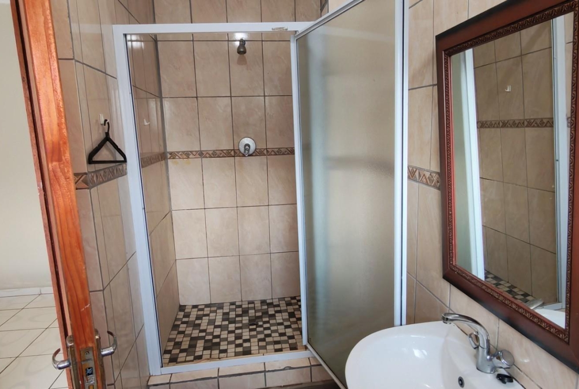 3 Bedroom Townhouse for Sale in Margate