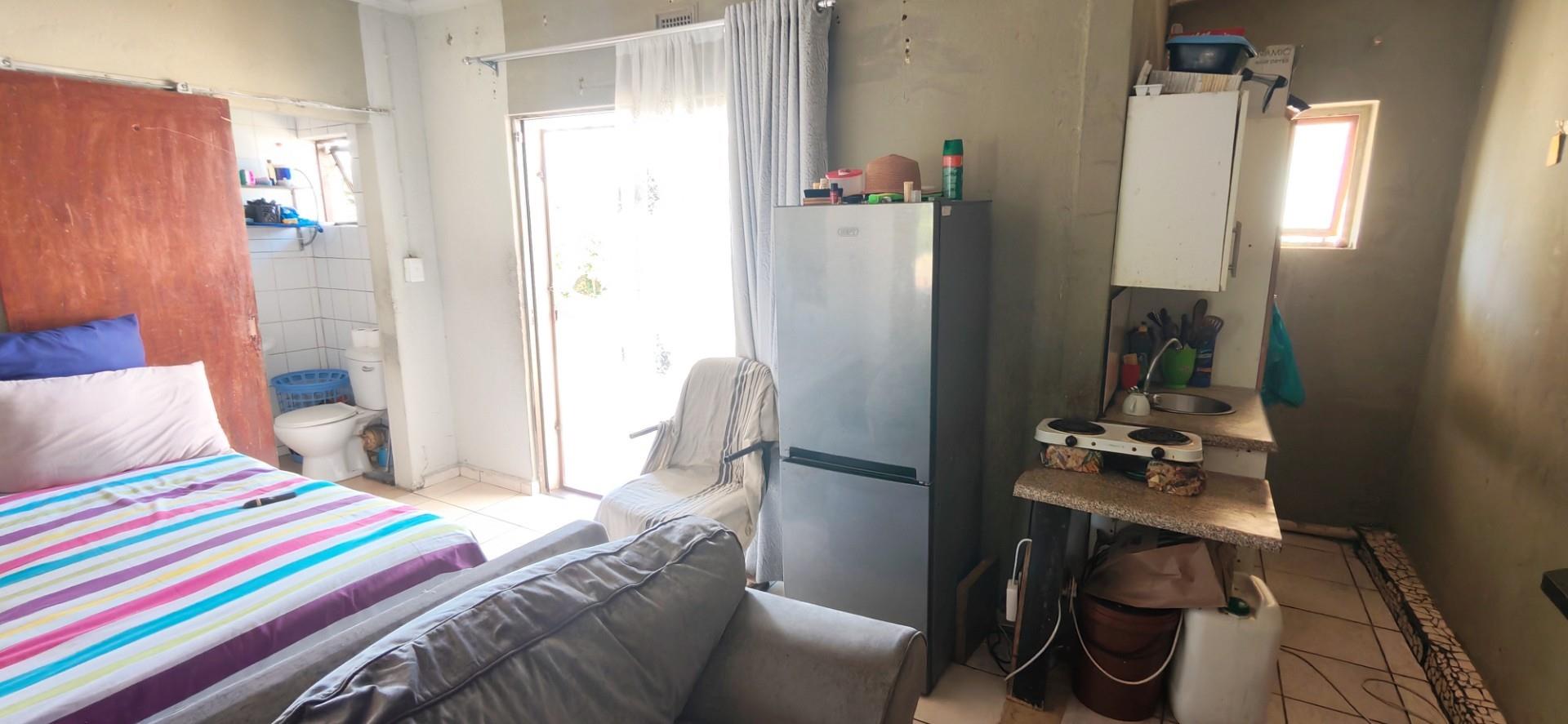 385485129 3 Bedroom Townhouse for Sale in Margate