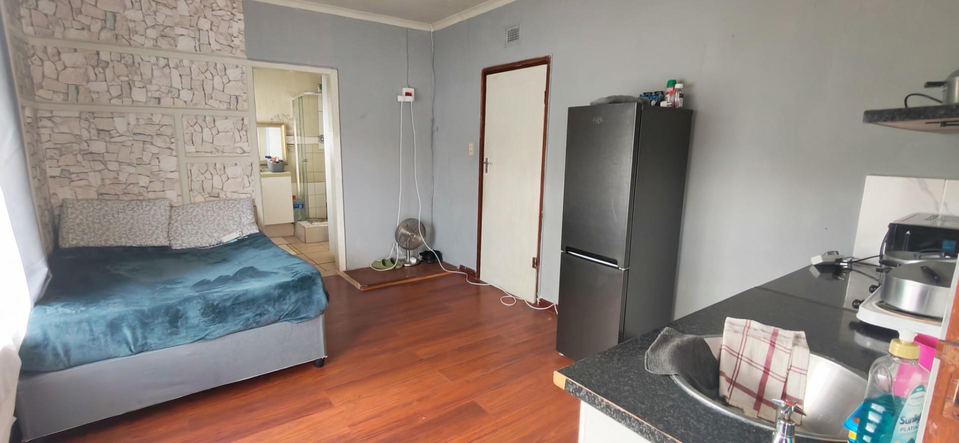 385485134 3 Bedroom Townhouse for Sale in Margate