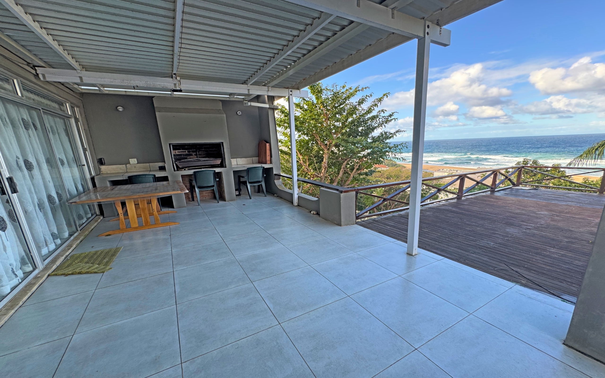 5_patio_braais_view Grand-Scale Coastal Living with Panoramic Ocean Views – Luxury Home & Holiday Investment in Margate