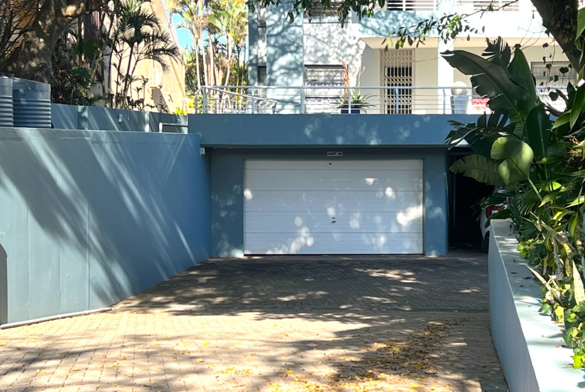 Spacious, Bright and Open 4 Bedroom Apartment For Sale