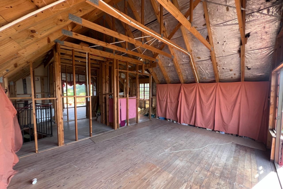 Unique Renovation Opportunity with Breathtaking Views
