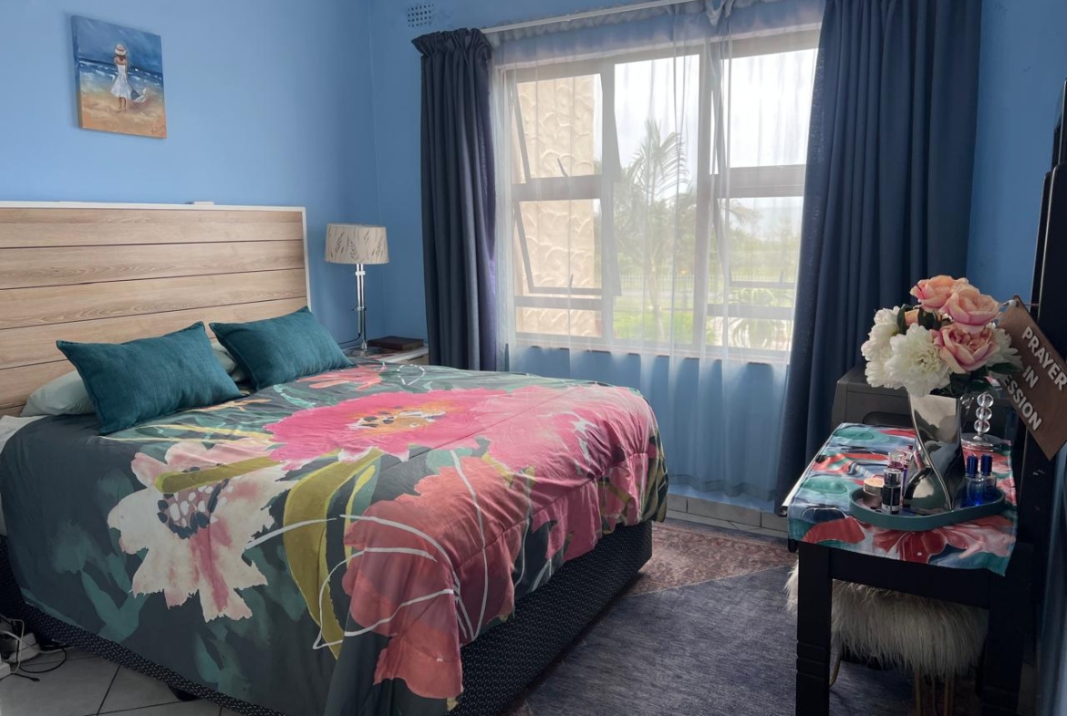 2 Bedroom Semi-furnished Seafront Duplex For Sale