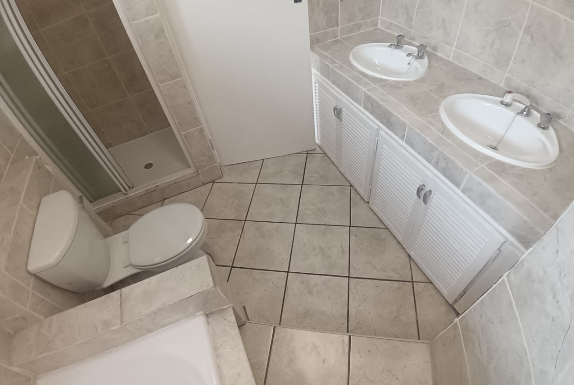 3 Bedroom, 3 Bathroom, open plan, Manaba sea view for Sale