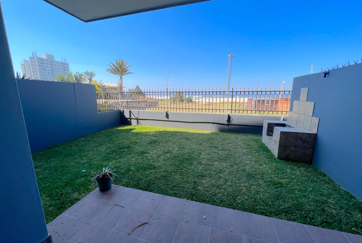 Stylish 3-bedroom Beachside Retreat with Garden, Patio and Secure-living