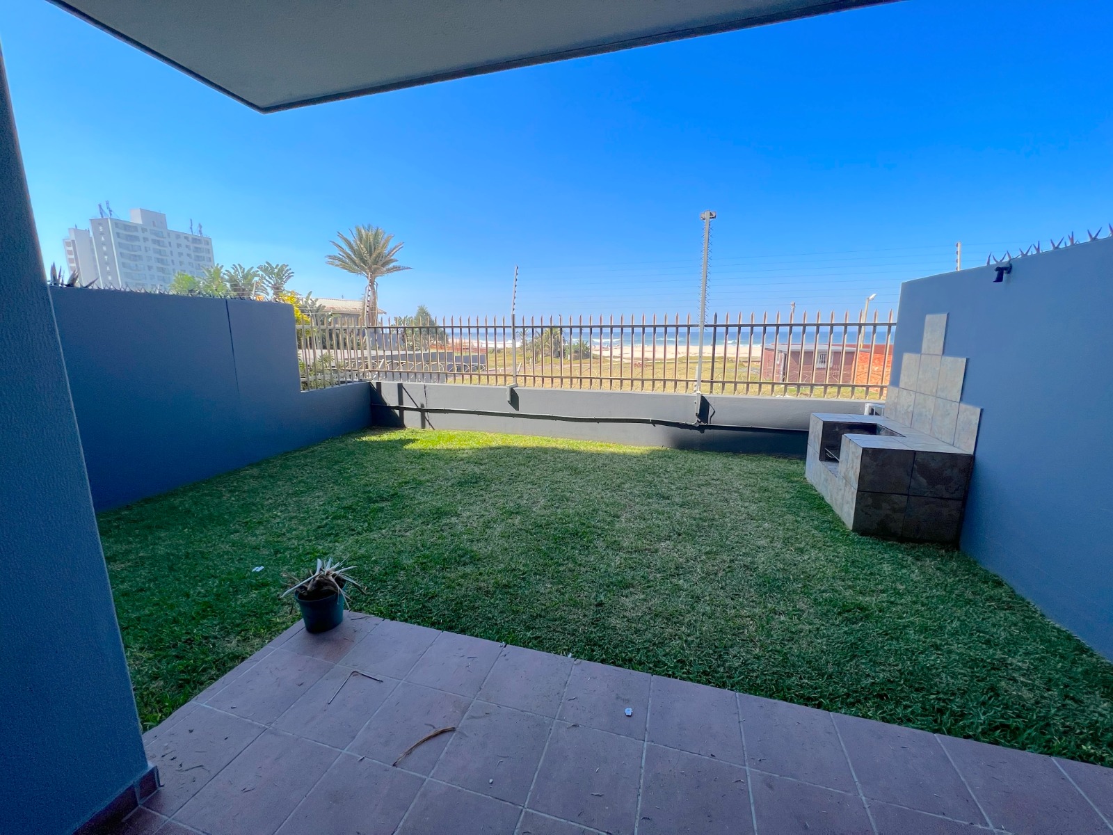 8adb32ad-3493-451d-8215-f16a4011f057 Stylish 3-bedroom Beachside Retreat with Garden, Patio and Secure-living