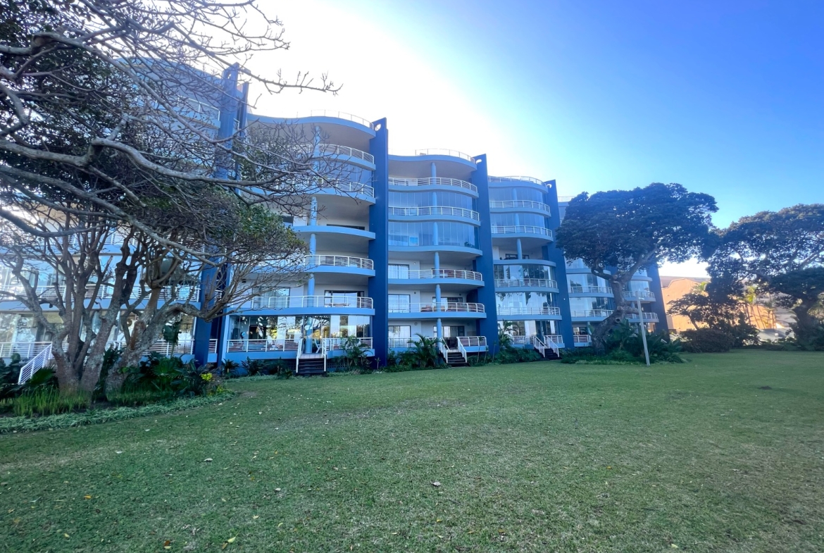 Spacious, Bright and Open 4 Bedroom Apartment For Sale