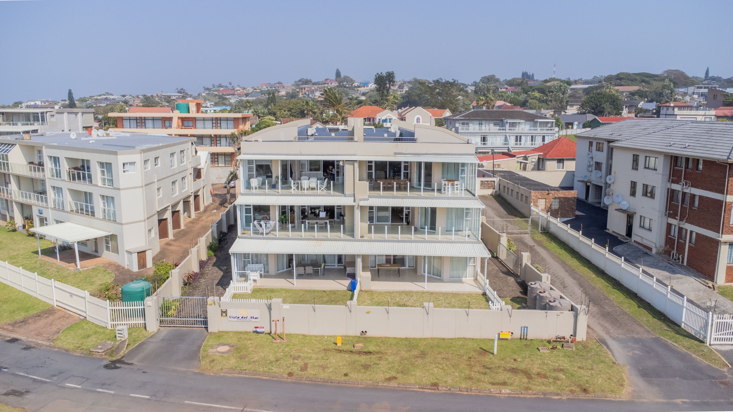 180° Sea Views | Spacious 4-Bedroom Apartment | Sole Mandate