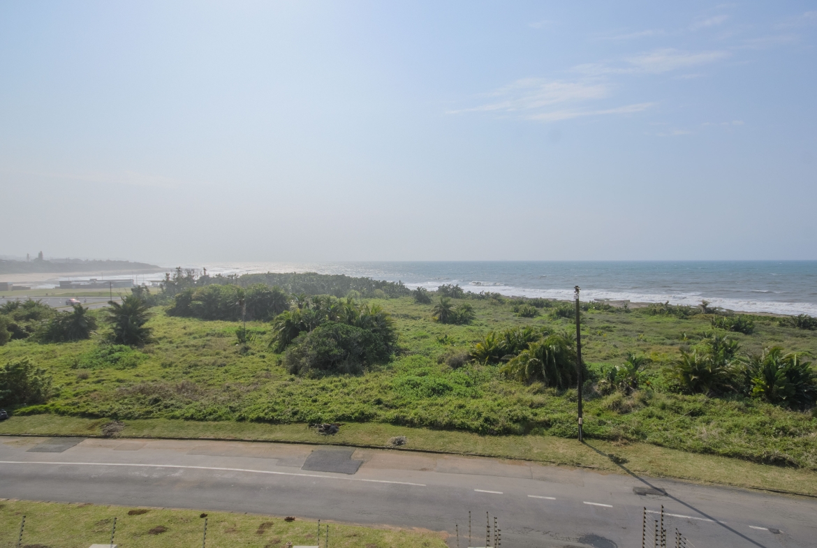 180° Sea Views | Spacious 4-Bedroom Apartment | Sole Mandate