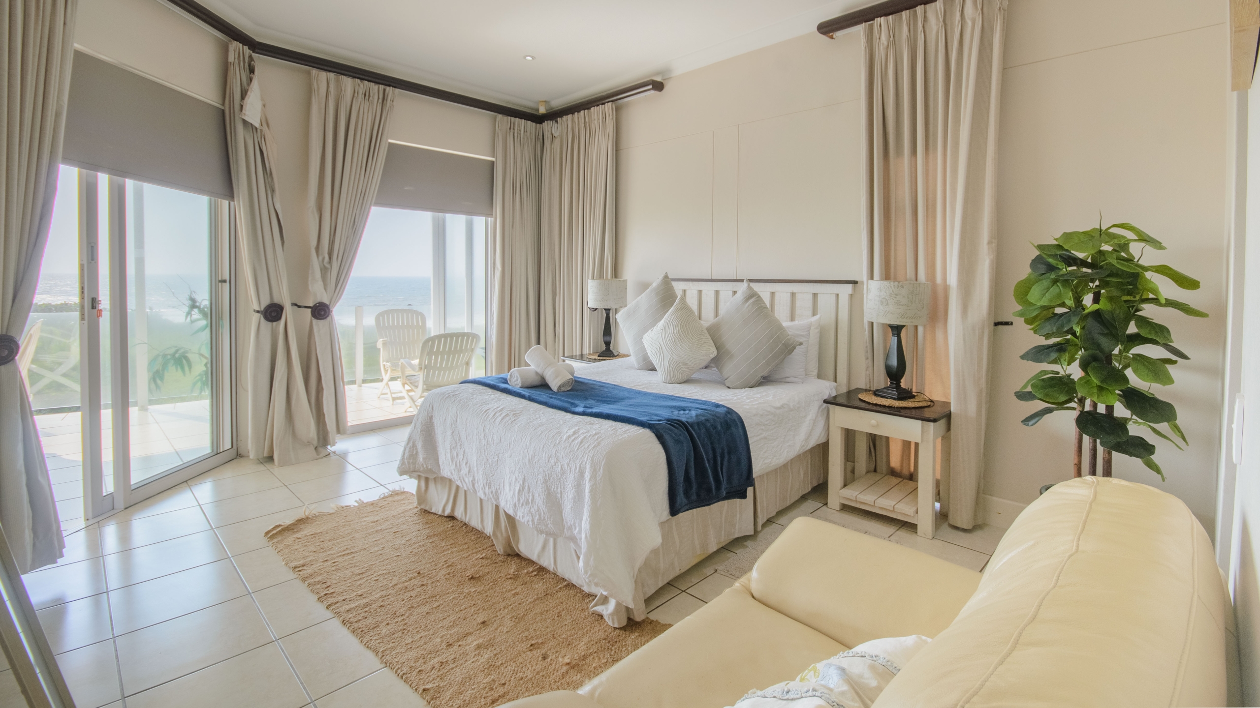 180° Sea Views | Spacious 4-Bedroom Apartment | Sole Mandate