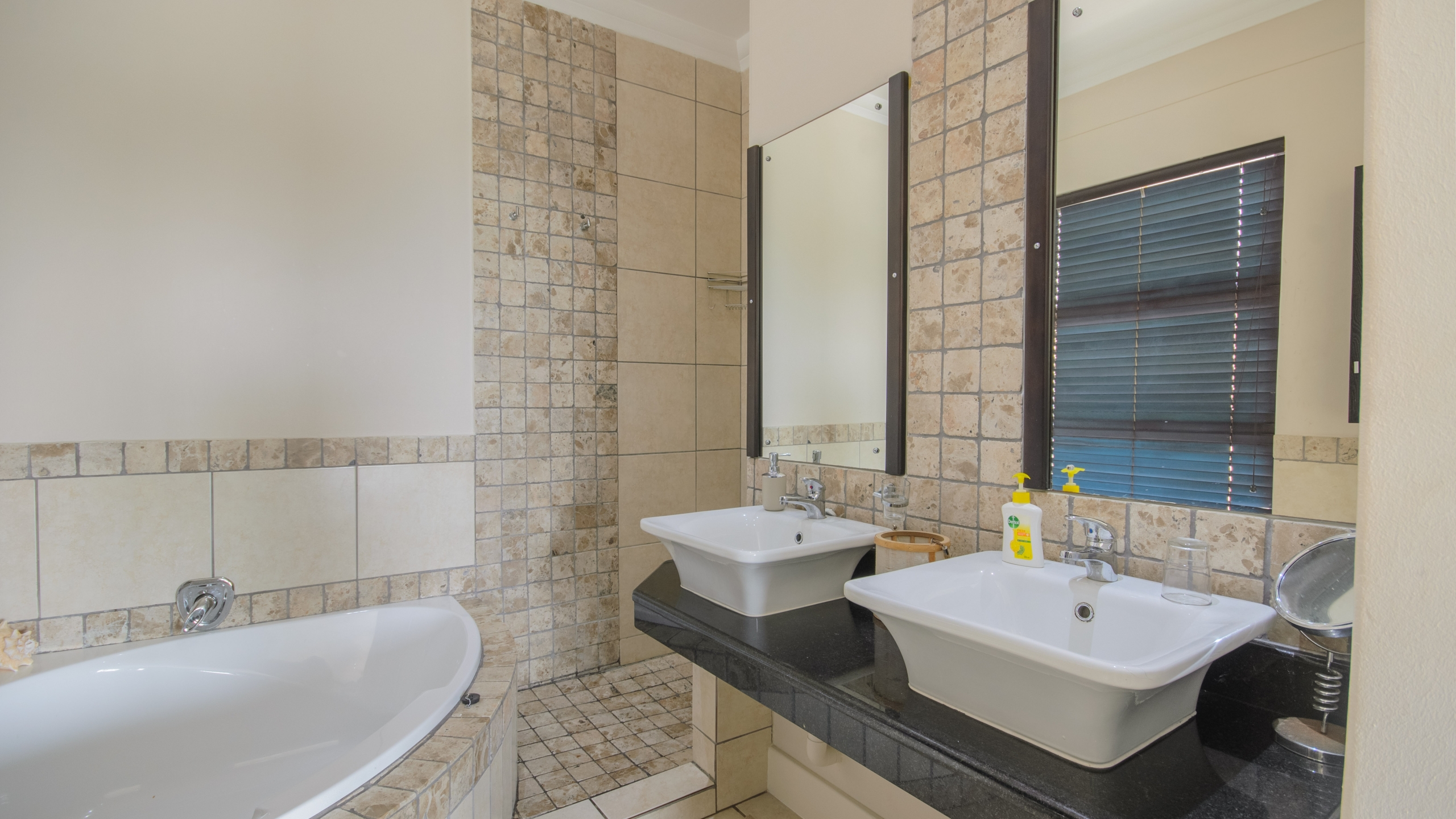 180° Sea Views | Spacious 4-Bedroom Apartment | Sole Mandate